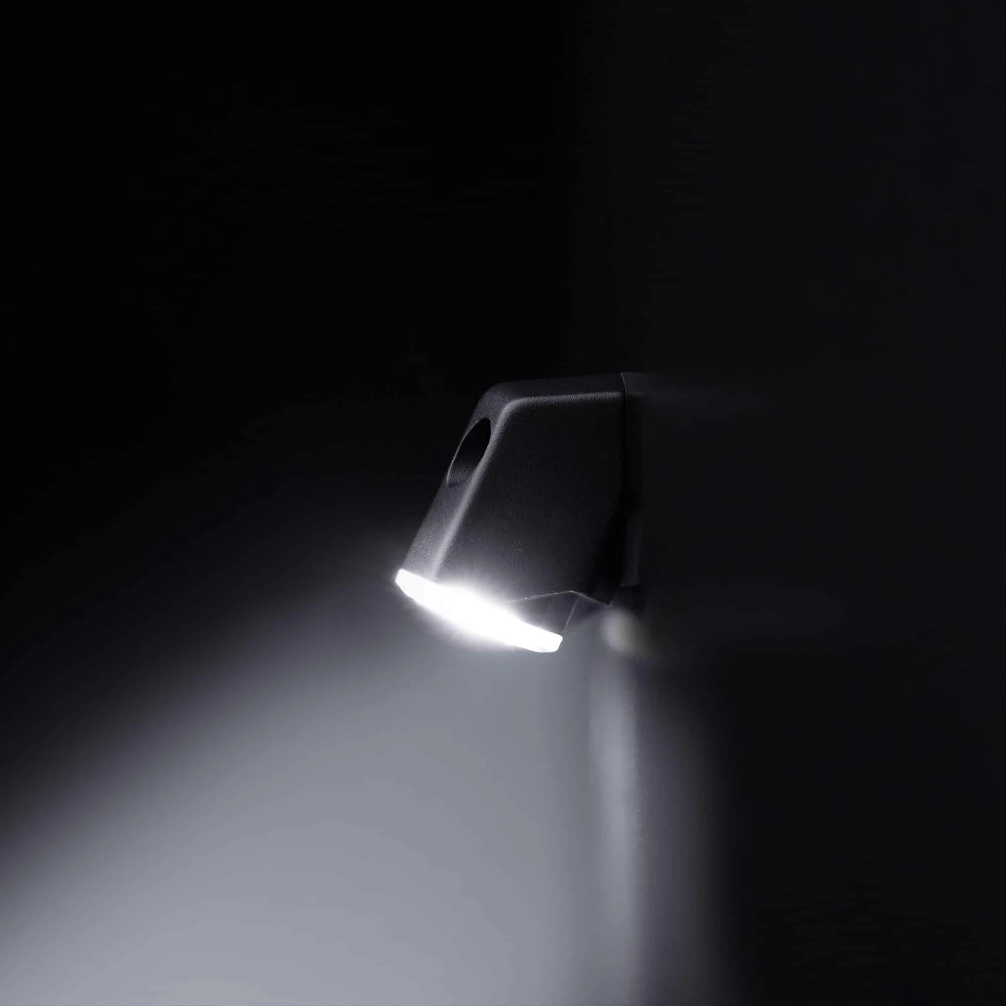 Προβολέας Strands Firefly Scene Light – 2000lm – 30W – 22,5° Γωνία