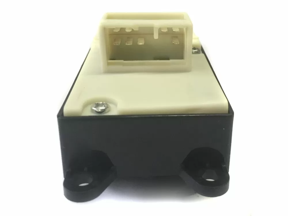 διακόπτης ηλεκτρικών παραθύρων Toyota Hilux Vigo 8 PIN 84820‑0K050